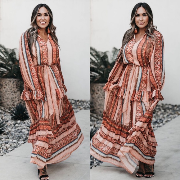 Long Sleeve Maxi Dress - Picture 6 of 6